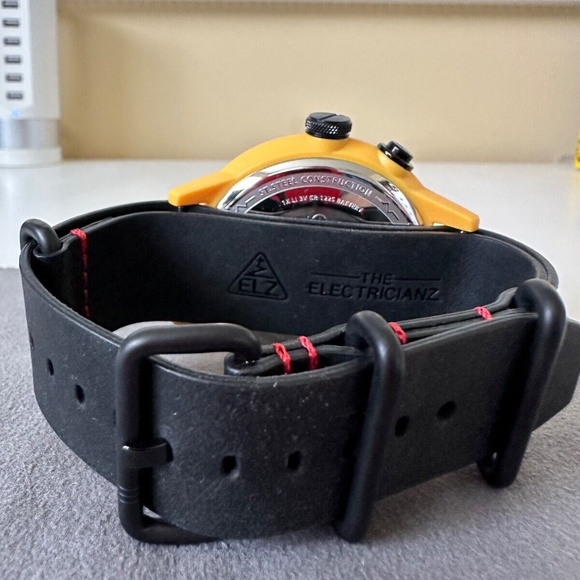 The Electricianz Ammeter 45mm Yellow Black - Picture 3 of 4